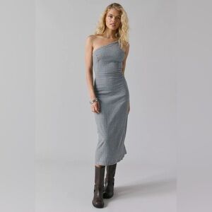 UO Carson Asymmetrical One Shoulder Linen-Blend Midi Dress